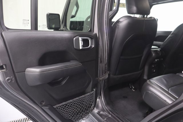 Used 2019 Jeep Wrangler Unlimited Sahara w/ Uconnect 4C Nav & Sound Group image 11
