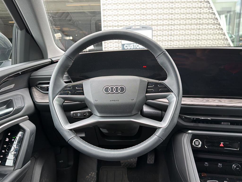 Used 2025 Audi Q5 Premium Plus w/ Premium Plus AWD/4WD image 10