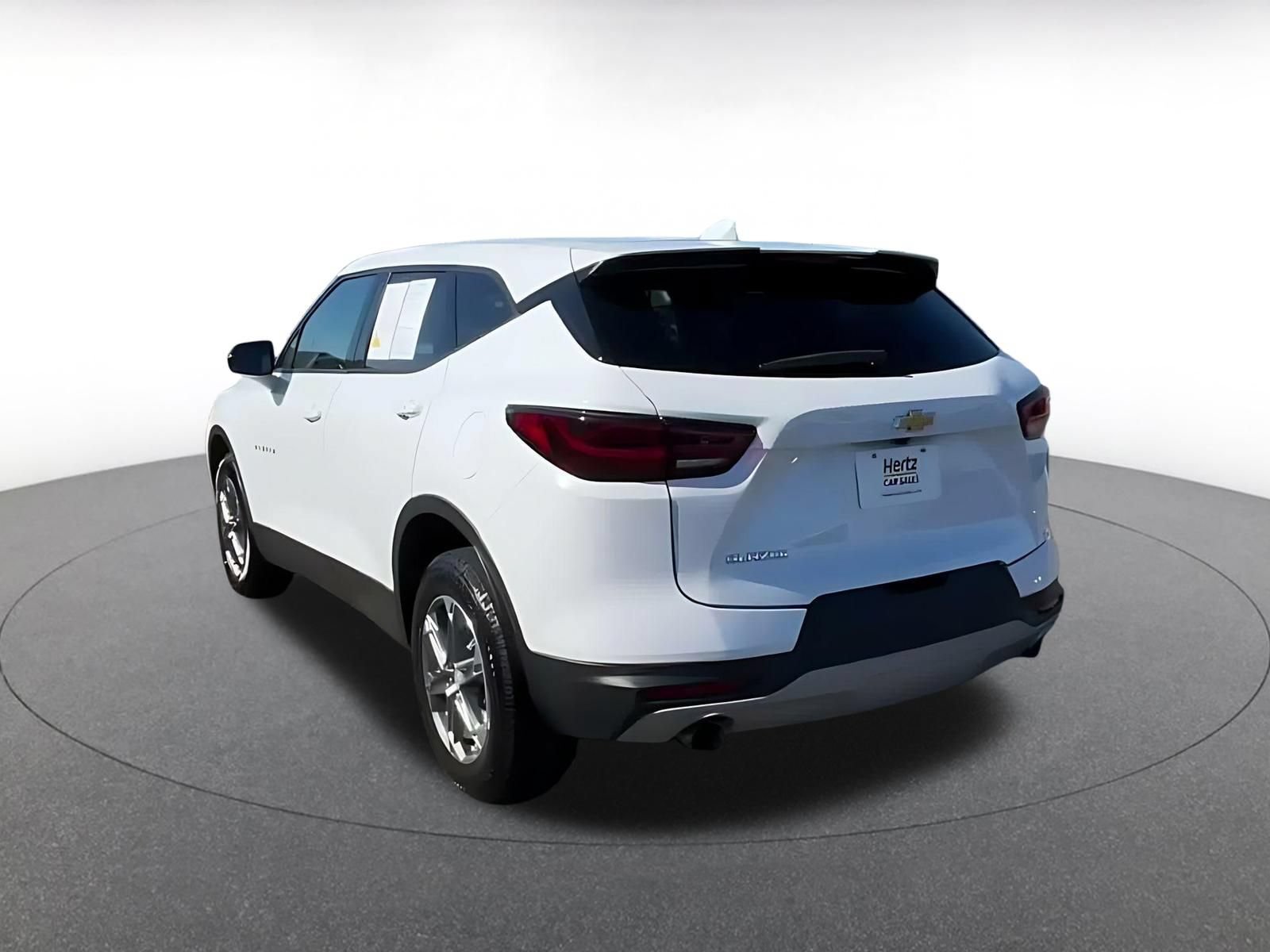 Used 2025 Chevrolet Blazer LT FWD image 10