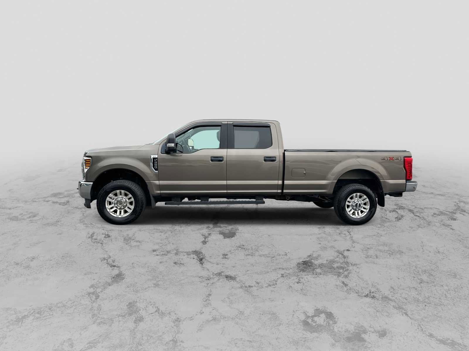 Used 2018 Ford F250 XLT AWD/4WD image 5