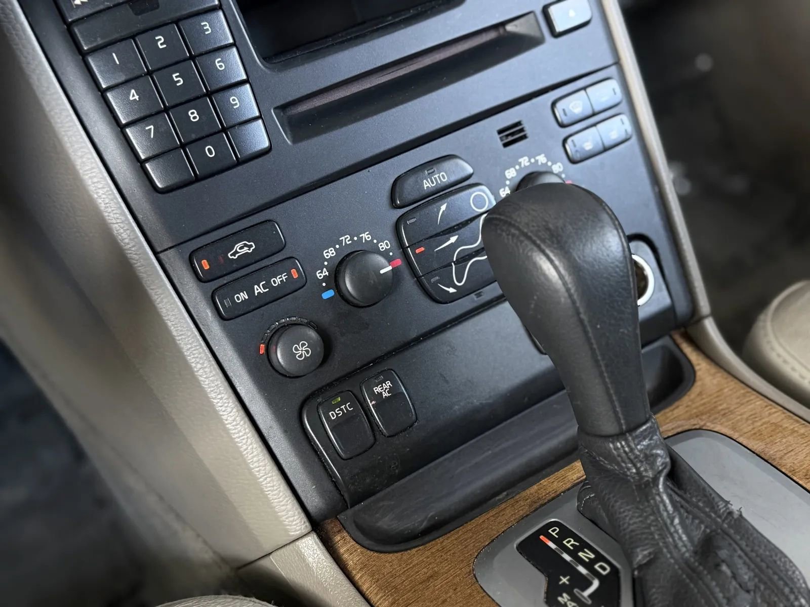 Used 2005 Volvo XC90 T6 image 29