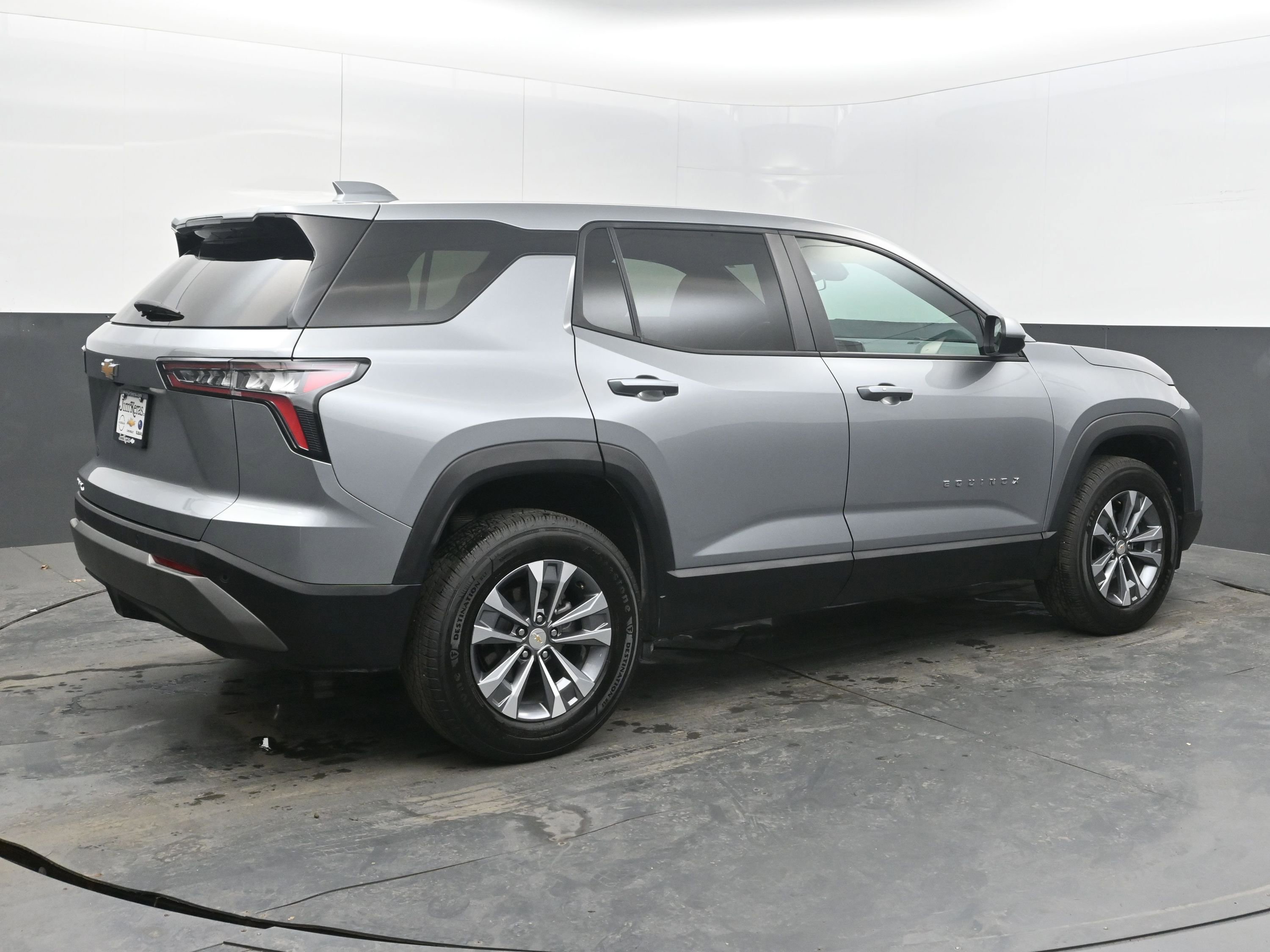 Used 2025 Chevrolet Equinox LT image 9