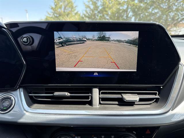 Used 2024 Chevrolet Trax LT w/ Driver Confidence Package FWD image 51