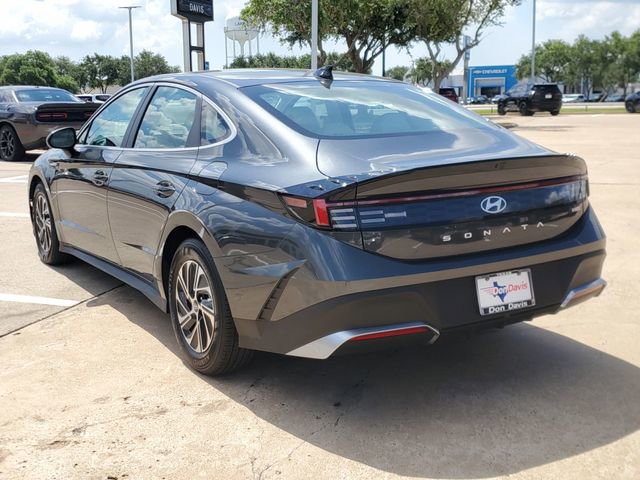Used 2026 Hyundai Sonata Blue FWD image 4