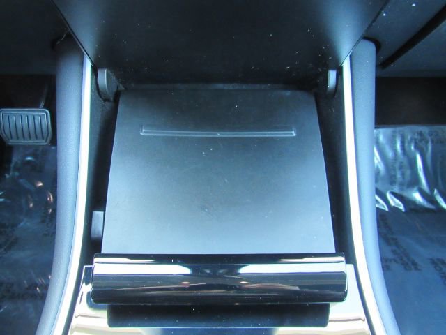 Used 2018 Tesla Model 3 Long Range image 40