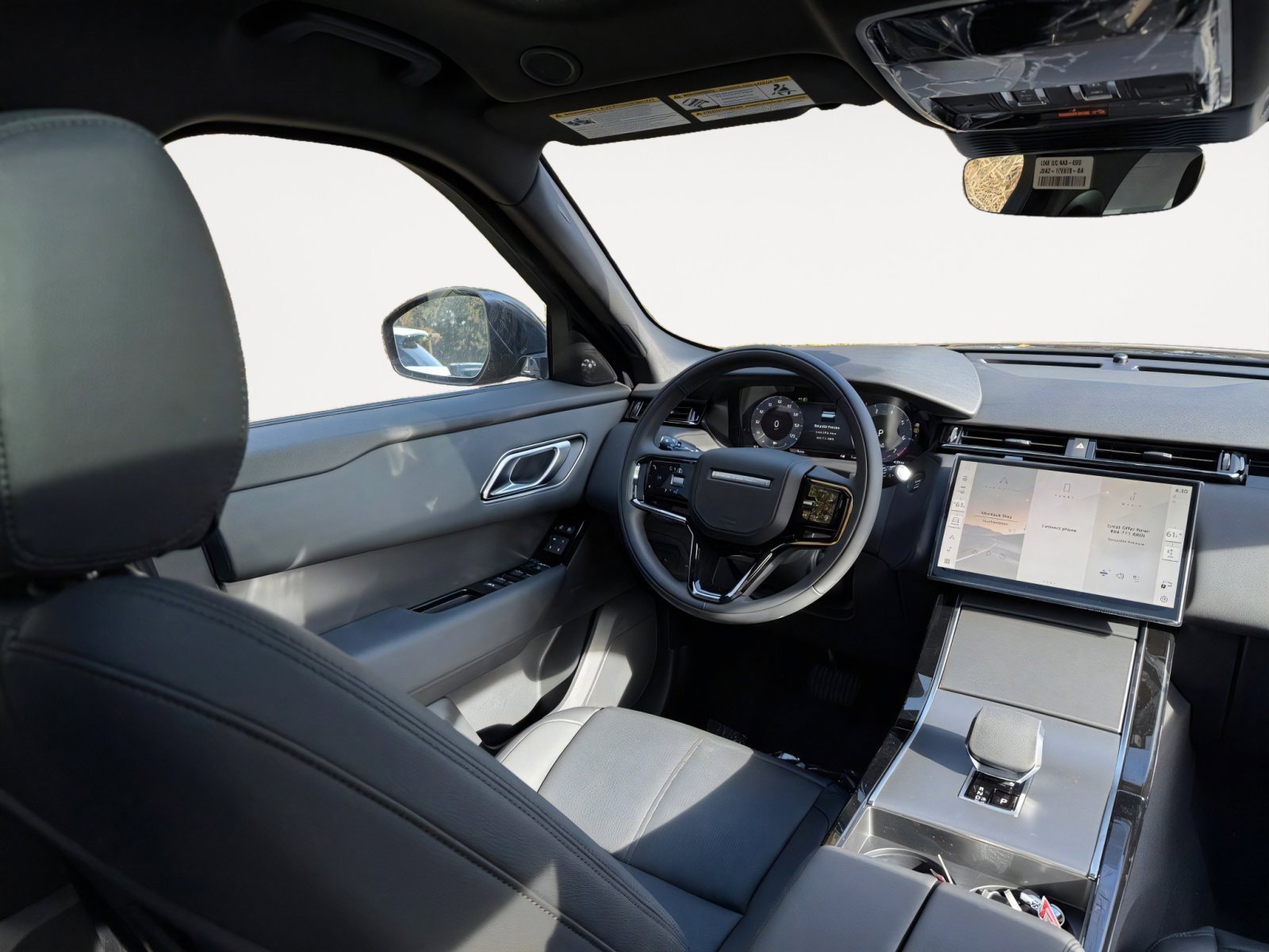 New 2026 Land Rover Range Rover Velar S image 8