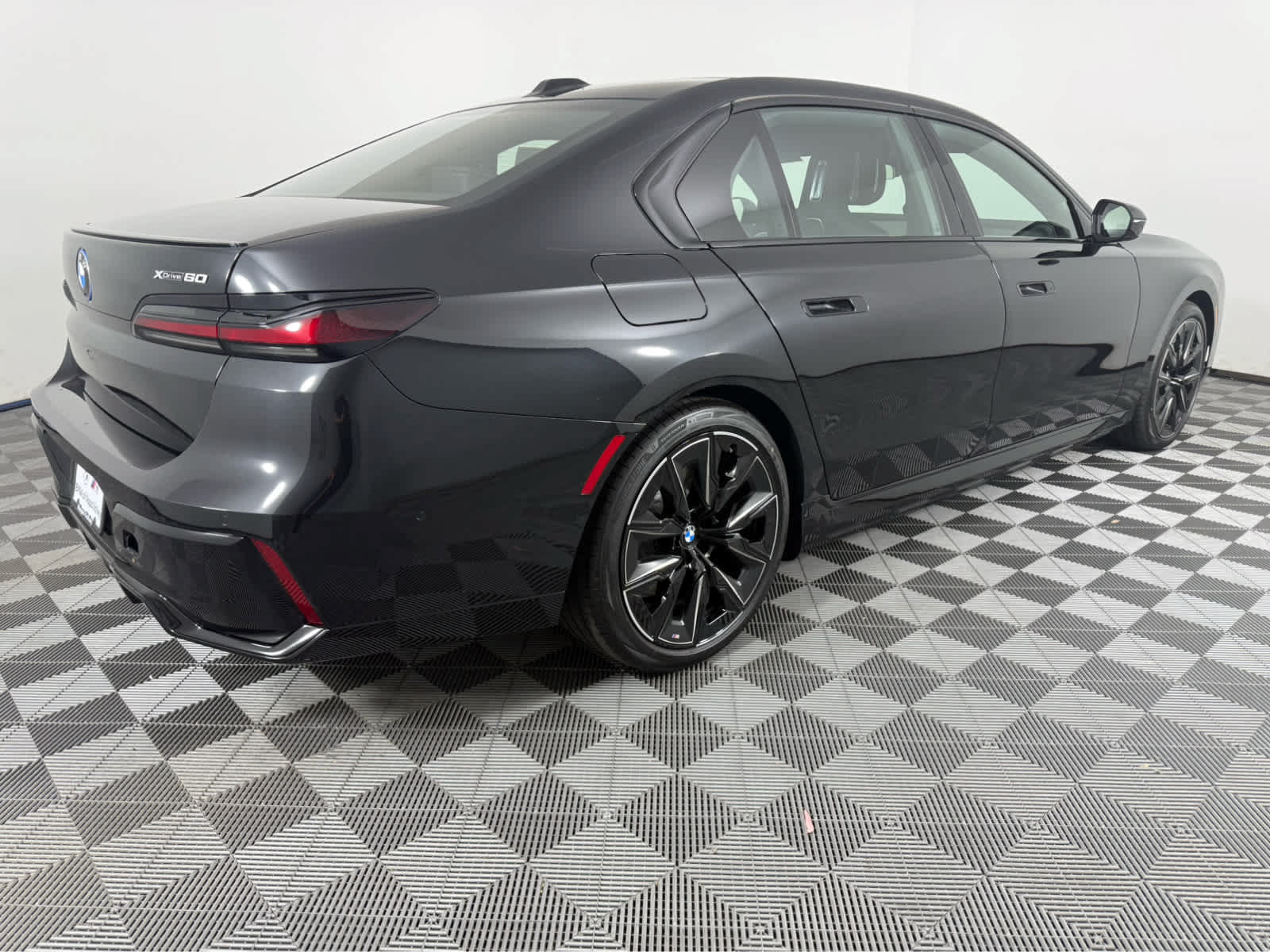 New 2026 BMW i7 xDrive60 AWD/4WD image 3