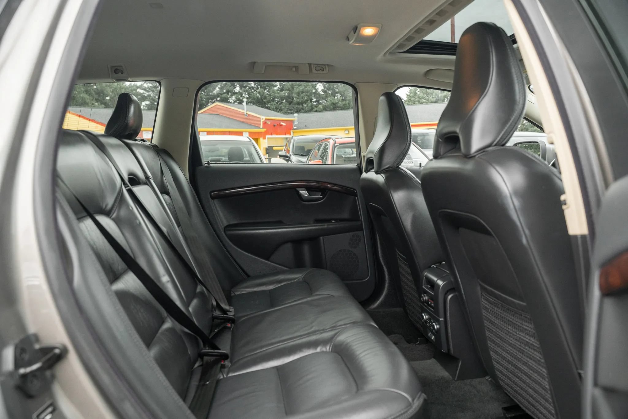 Used 2009 Volvo XC70 T6 AWD/4WD image 13