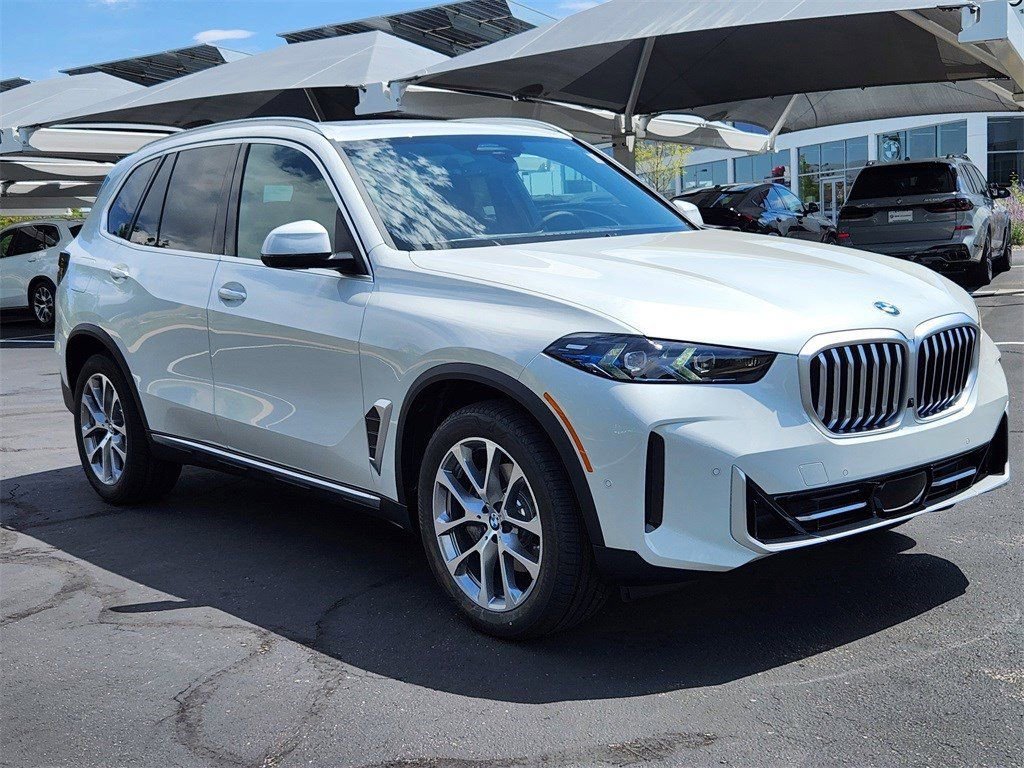 Used 2026 BMW X5 xDrive40i w/ Premium Package AWD/4WD image 5