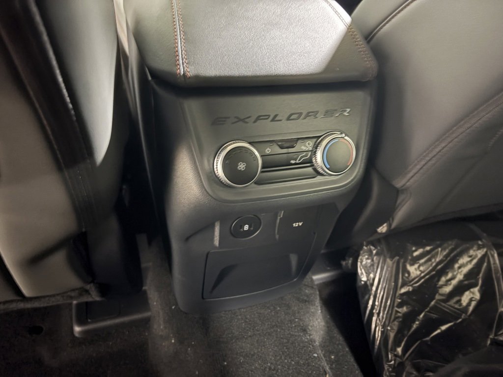 New 2026 Ford Explorer Active w/ Active Comfort Package image 26