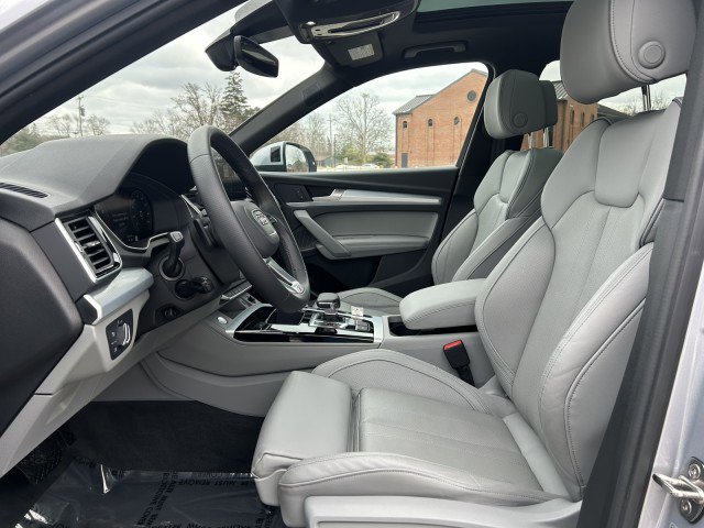 Certified 2024 Audi Q5 2.0T Premium Plus w/ Premium Plus Package image 19