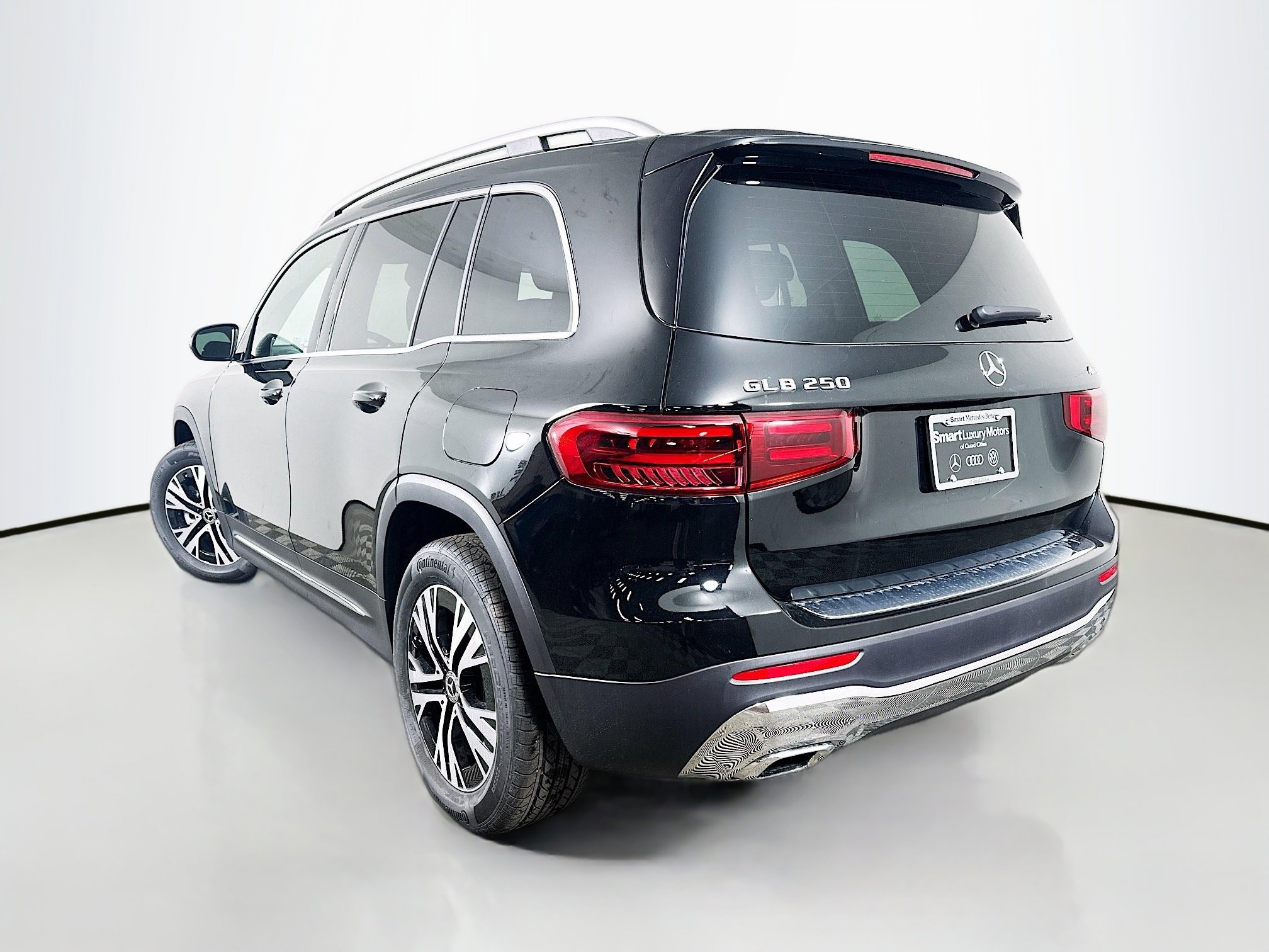 New 2026 Mercedes-Benz GLB 250 4MATIC image 5