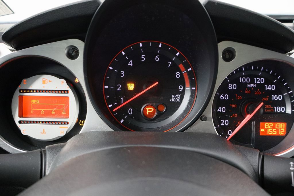 Used 2009 Nissan 370Z Touring image 23