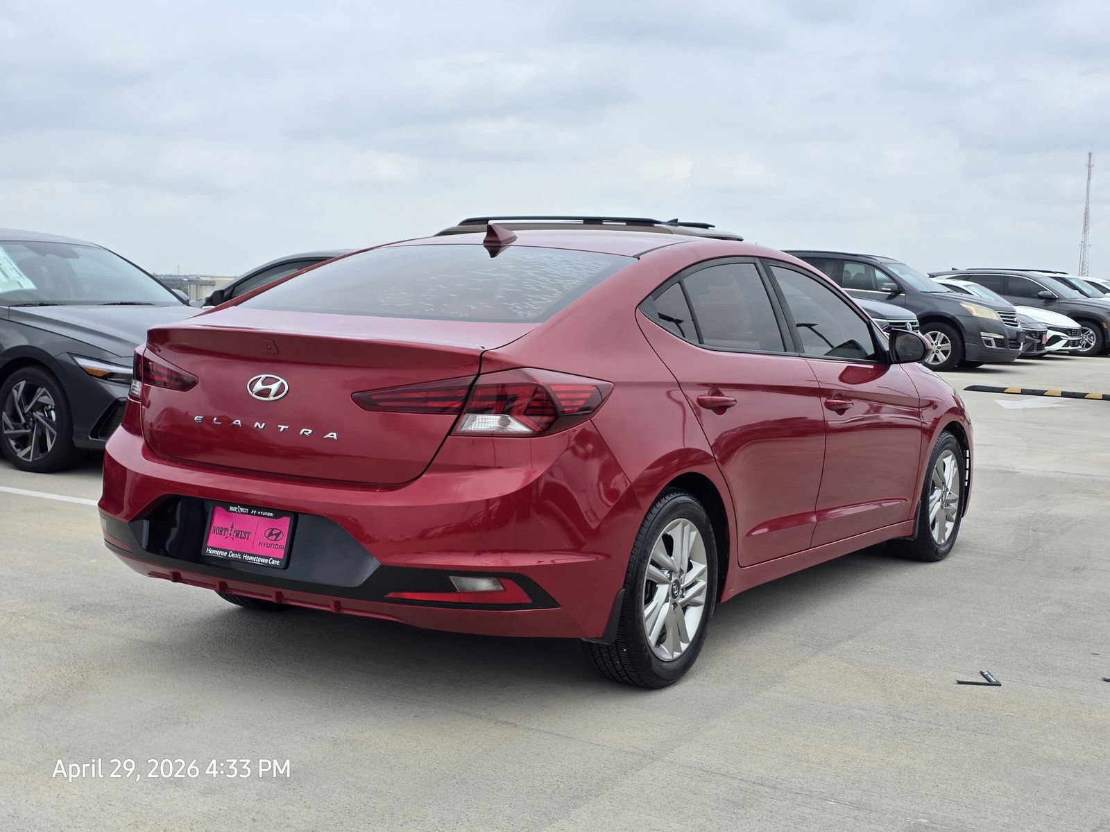 Used 2019 Hyundai Elantra Value Edition w/ Winter Weather Package FWD image 6