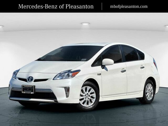 Used 2015 Toyota Prius Prime Plug-In Hybrid FWD image 1