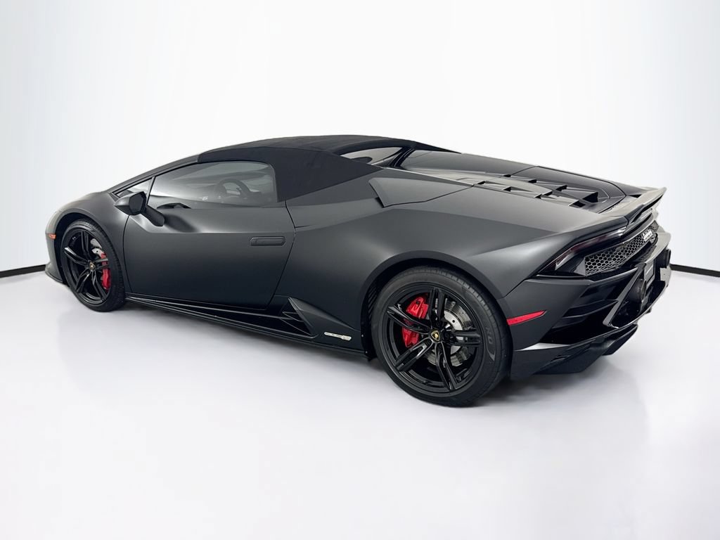 Used 2021 Lamborghini Huracan EVO RWD image 40
