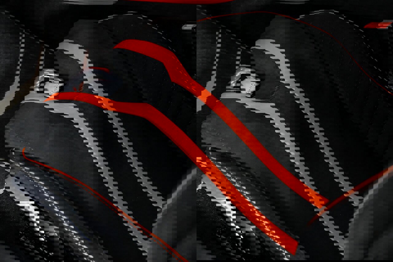 Used 2023 Lamborghini Huracan STO image 21