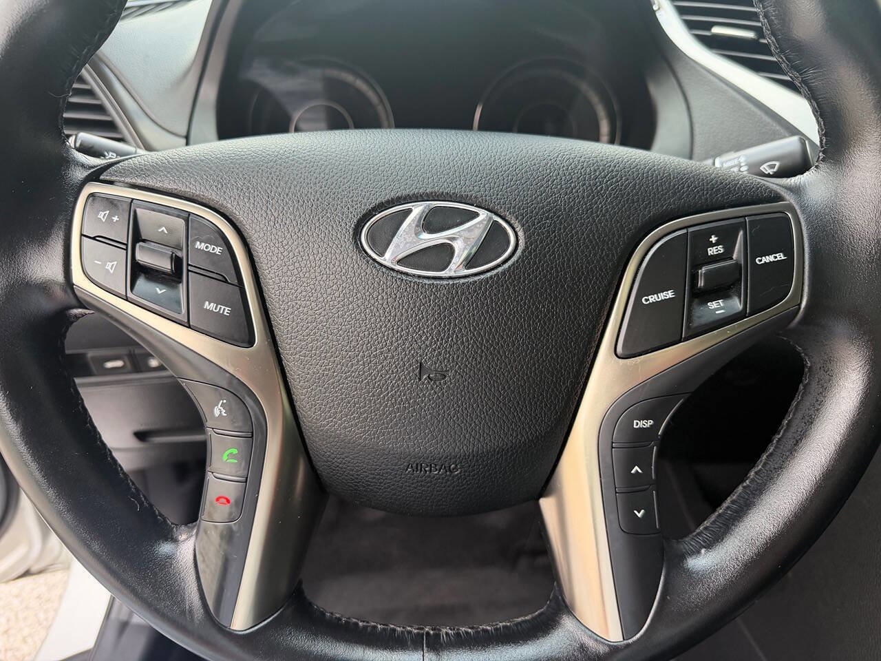 Used 2014 Hyundai Azera Limited w/ Option Group 02 FWD image 17