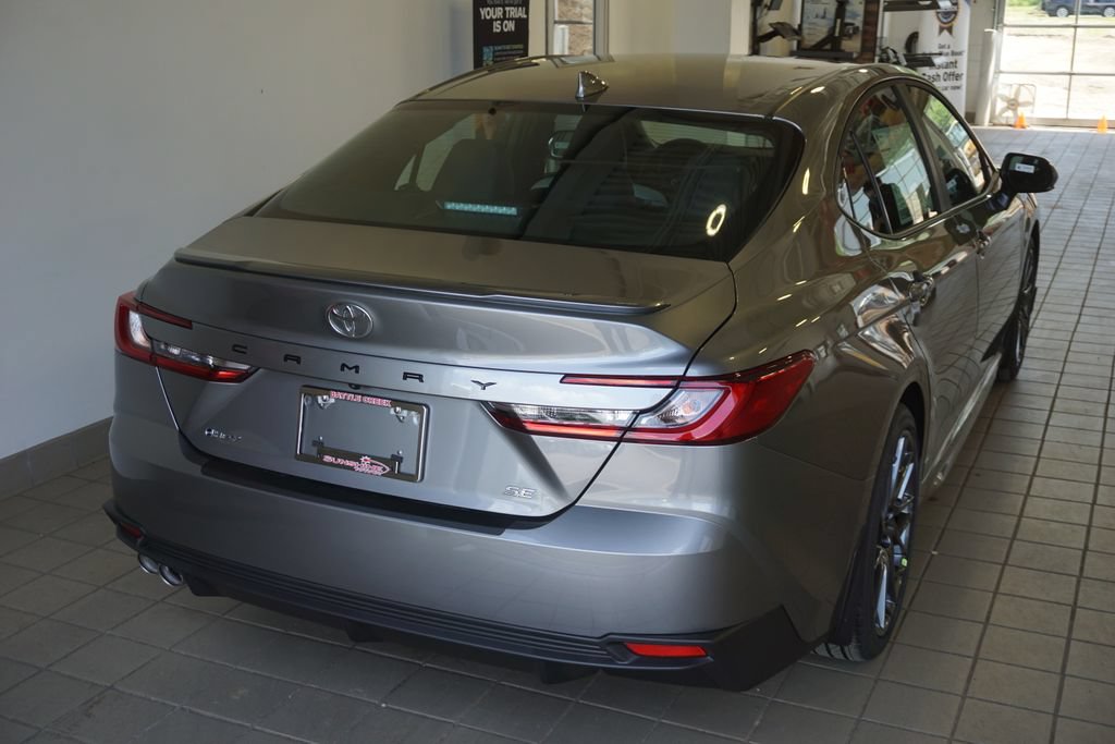 New 2026 Toyota Camry SE FWD image 17