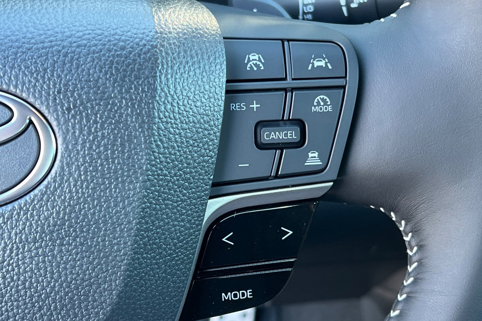 New 2026 Toyota Camry SE image 27