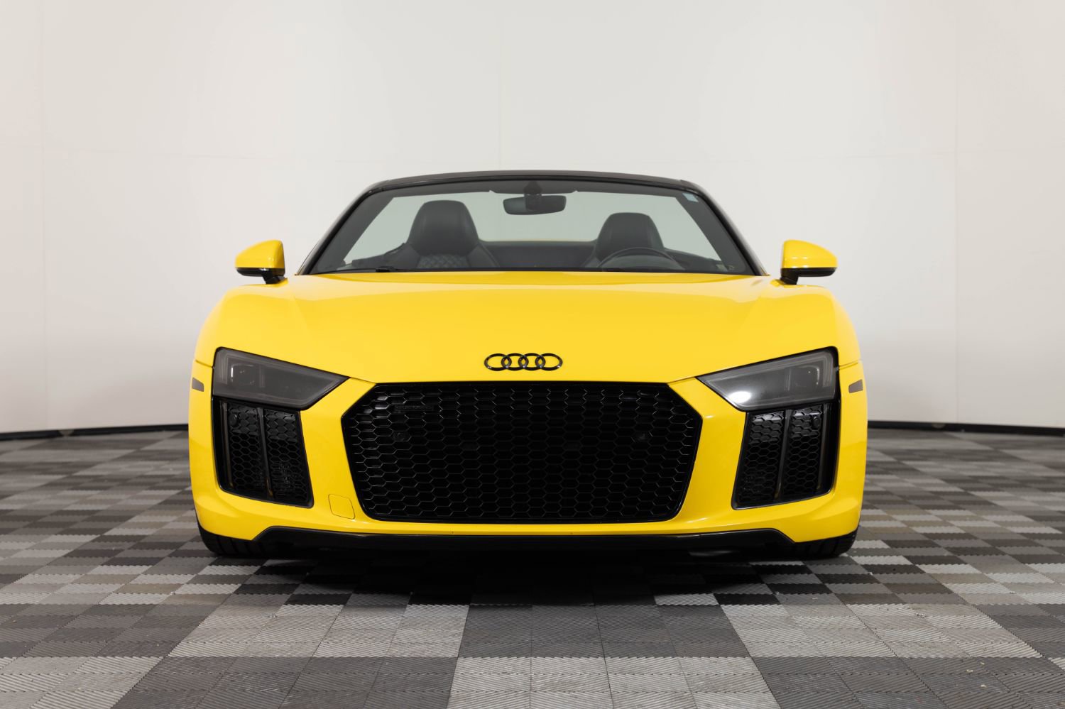 Used 2017 Audi R8 V10 AWD/4WD image 13