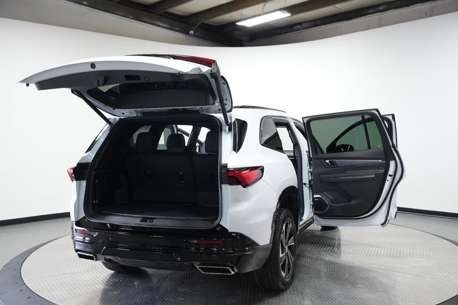 New 2026 Buick Enclave Sport Touring w/ Power Package image 12