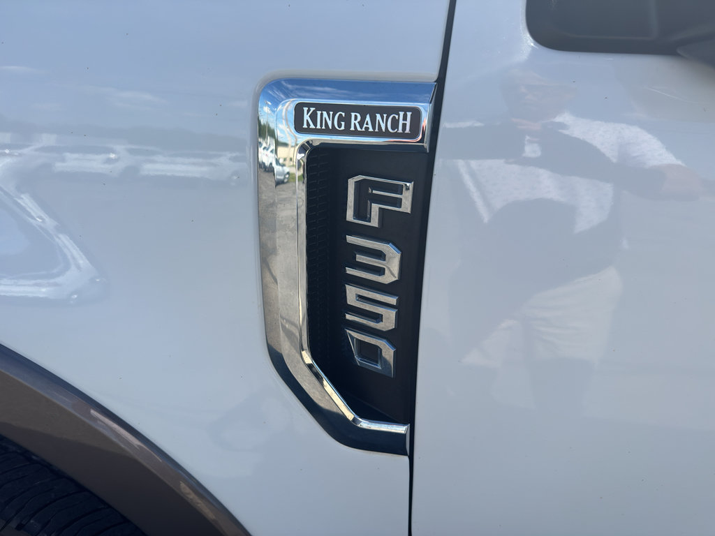 Used 2020 Ford F350 King Ranch w/ King Ranch Ultimate Package AWD/4WD image 12