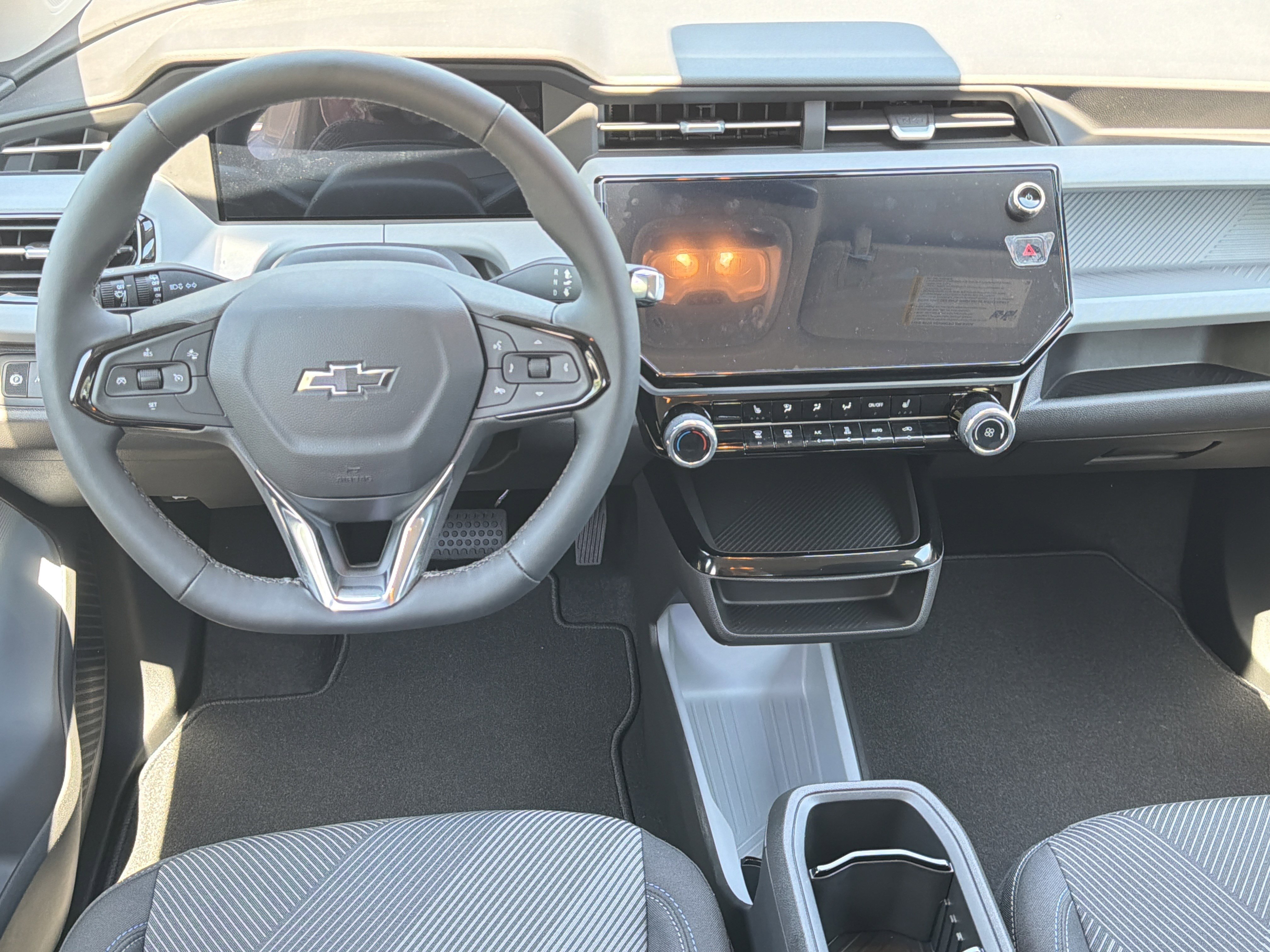 New 2027 Chevrolet Bolt LT w/ Comfort Package FWD image 22