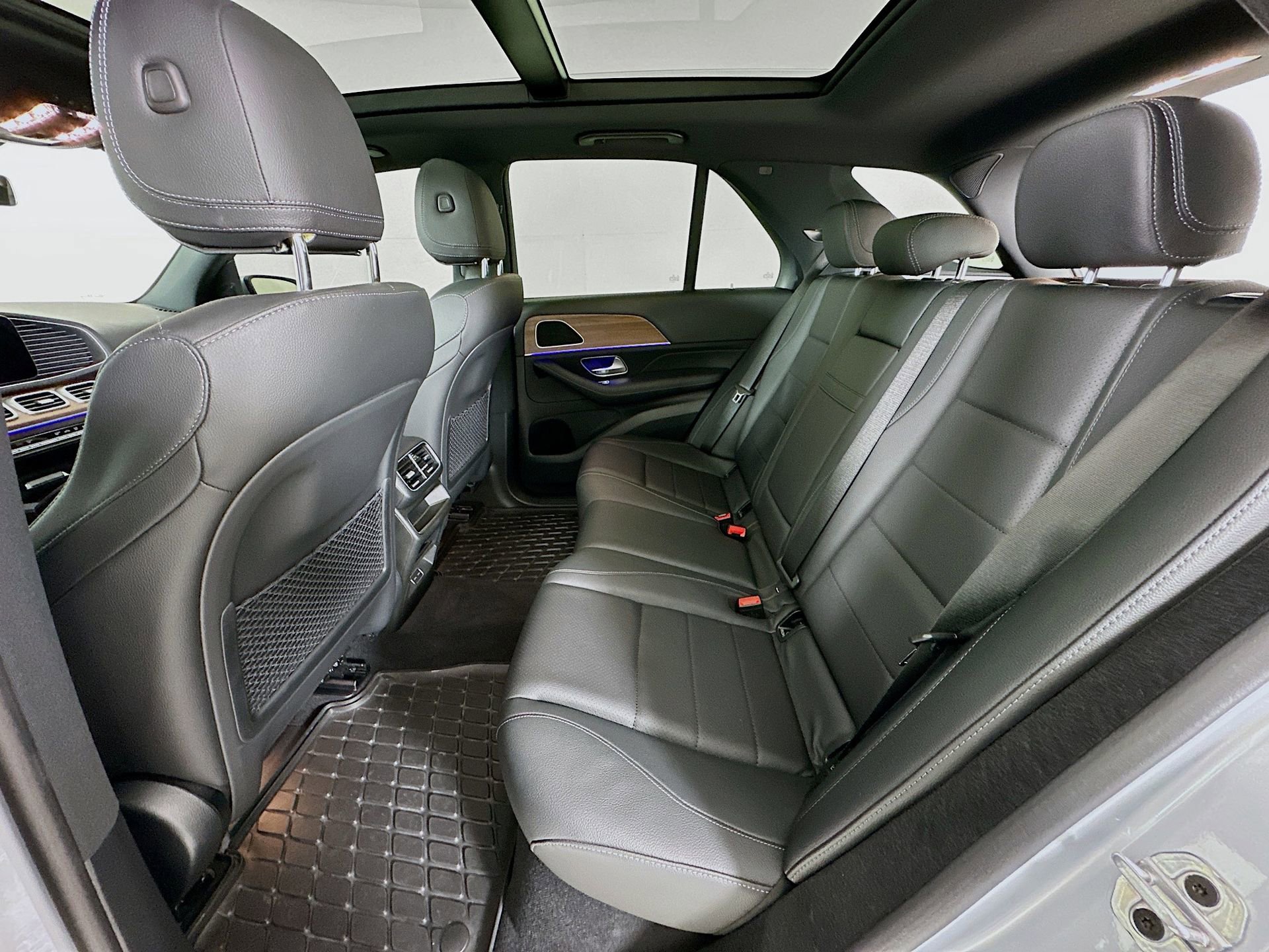 Certified 2025 Mercedes-Benz GLE 350 4MATIC image 27