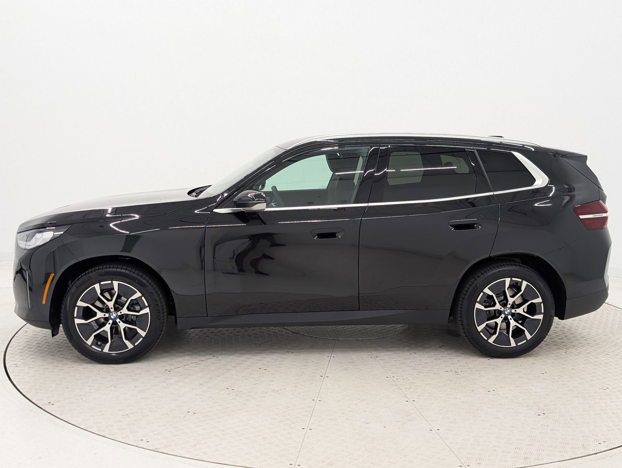 Used 2026 BMW X3 xDrive30 w/ Convenience Package image 2