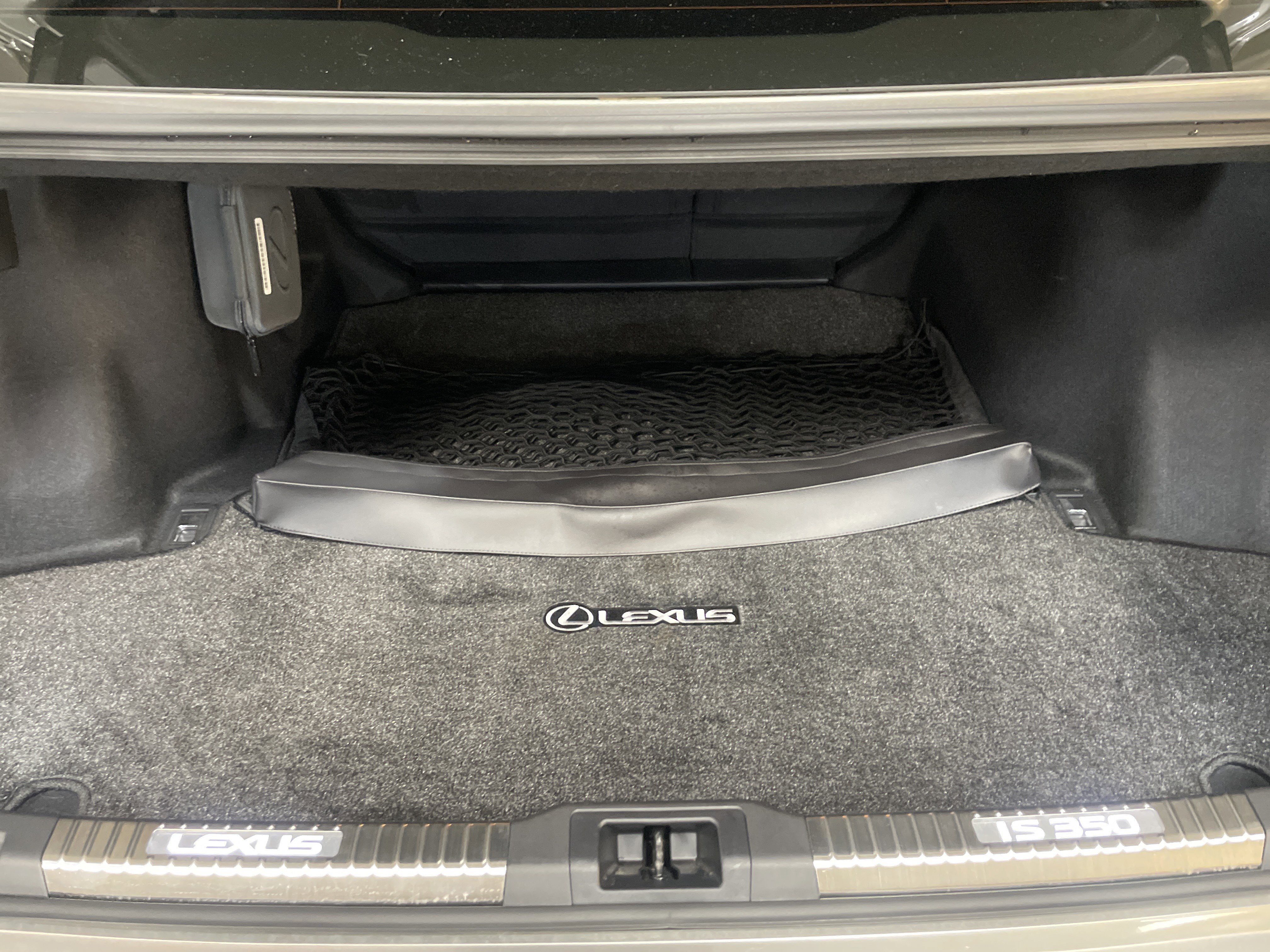 Used 2023 Lexus IS 350 F Sport w/ Navigation Package image 34