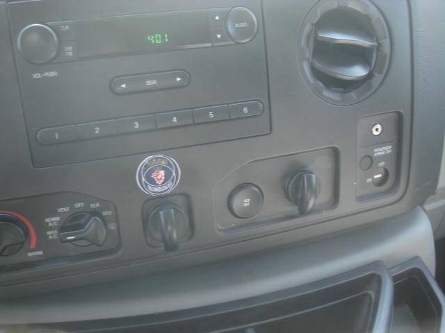 Used 2014 Ford E-250 and Econoline 250 w/ Power Group RWD image 16