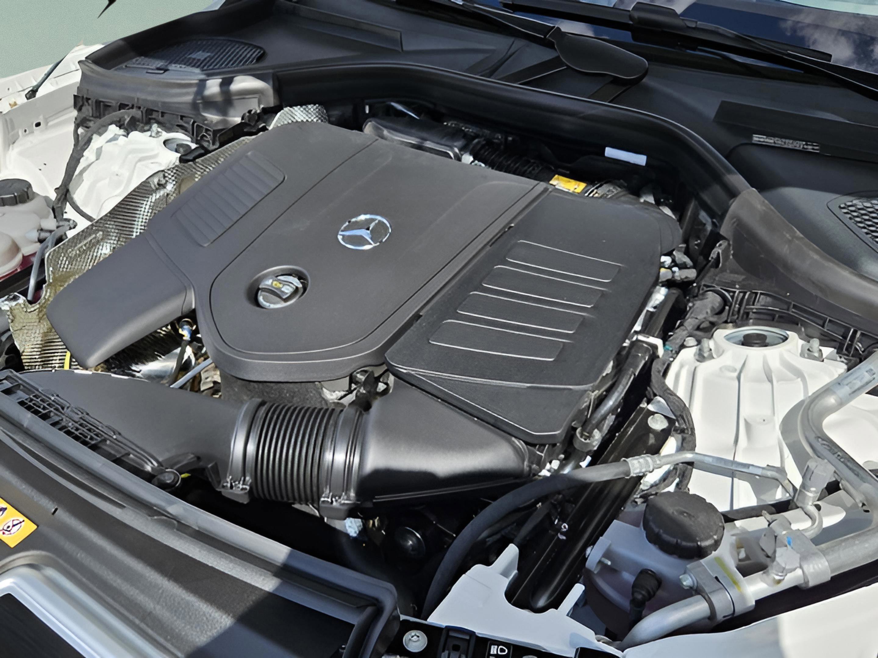 New 2026 Mercedes-Benz GLC 300 image 32