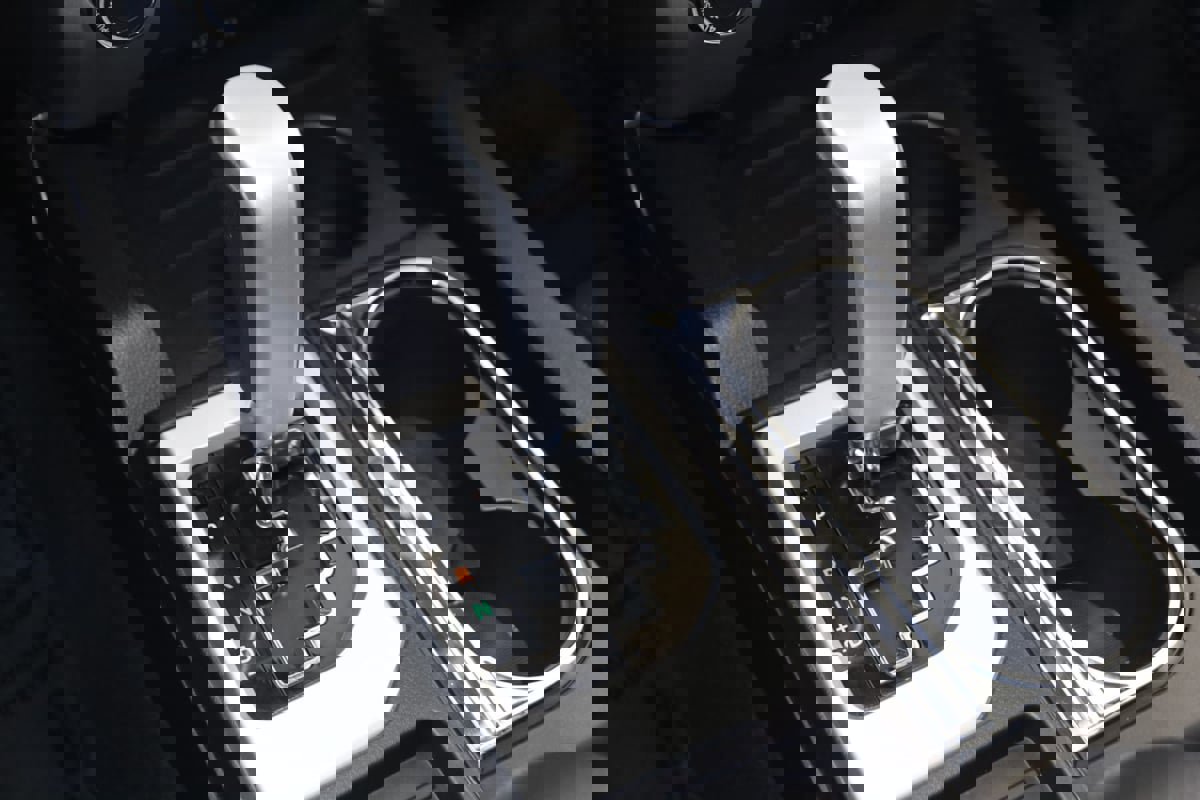 Used 2021 Toyota Tundra SR5 w/ Trail Edition image 7