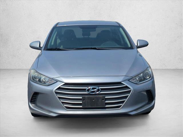 Used 2017 Hyundai Elantra SE video 2