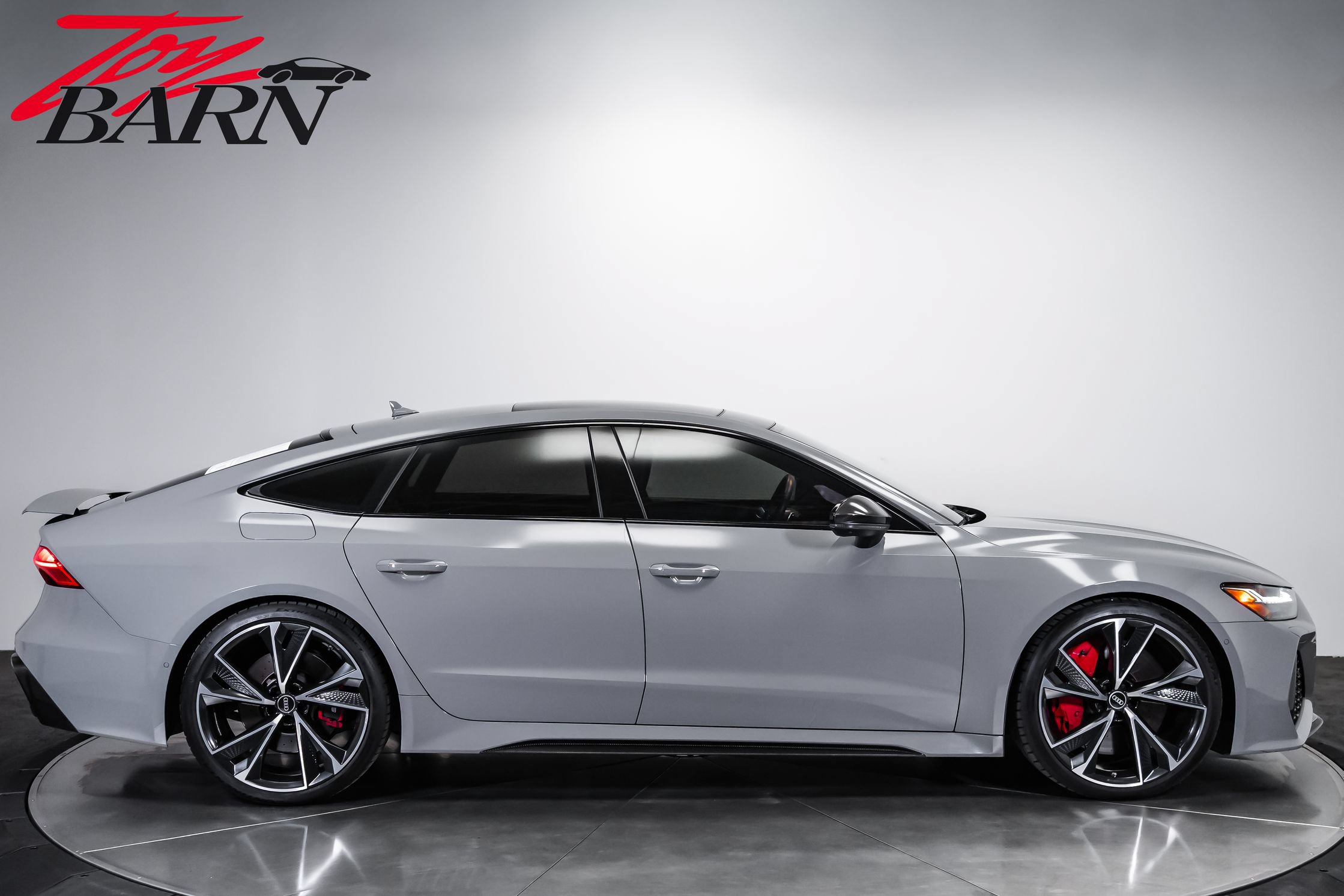 Used 2021 Audi RS 7 Sportback w/ Carbon Optic Package AWD/4WD image 6