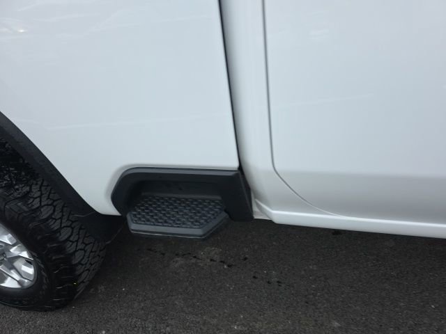 Used 2024 Chevrolet Silverado 3500 LT w/ Convenience Package image 28