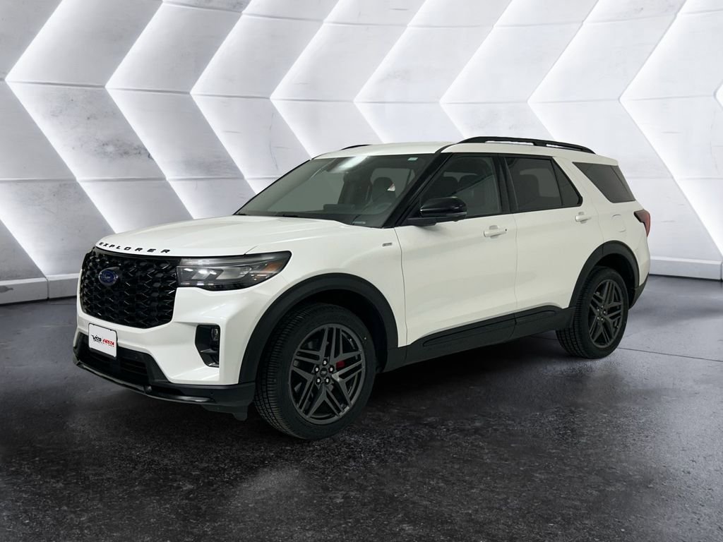 Used 2025 Ford Explorer ST-Line w/ ST-Line Street Pack AWD/4WD image 3