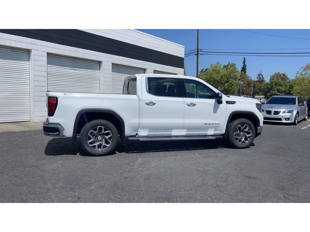 New 2026 GMC Sierra 1500 SLT w/ SLT Premium Plus Package AWD/4WD image 3
