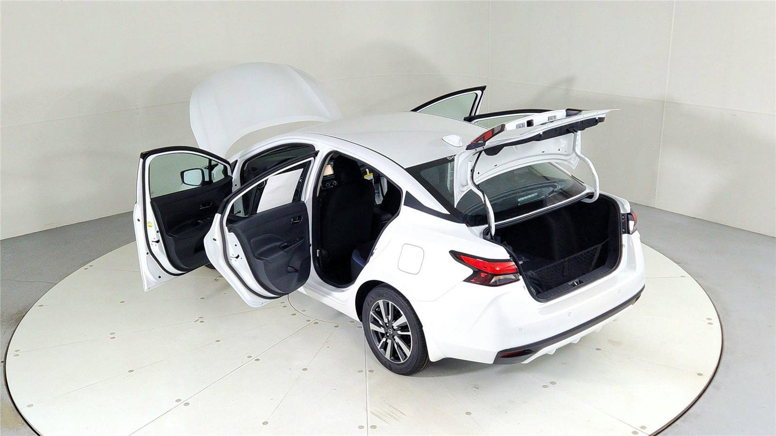 New 2025 Nissan Versa SV w/ Trunk Package image 44