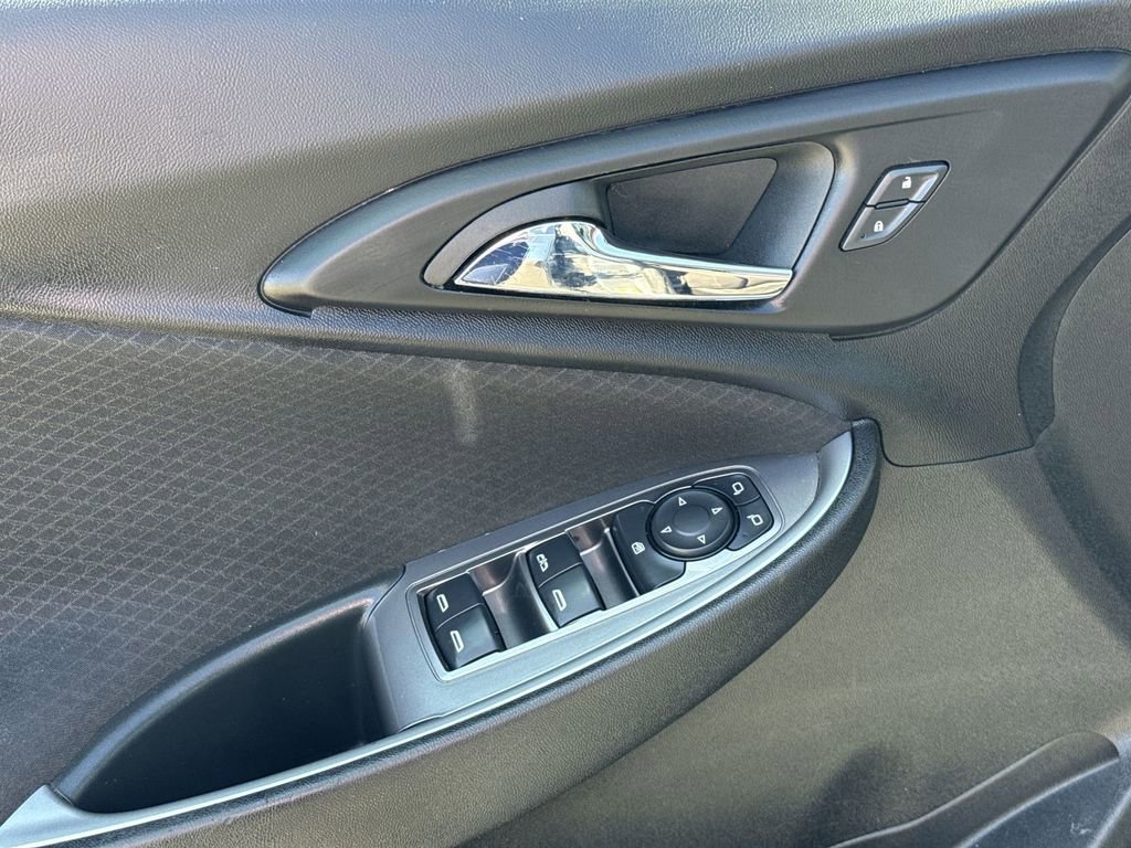 Used 2023 Chevrolet Malibu LT image 15