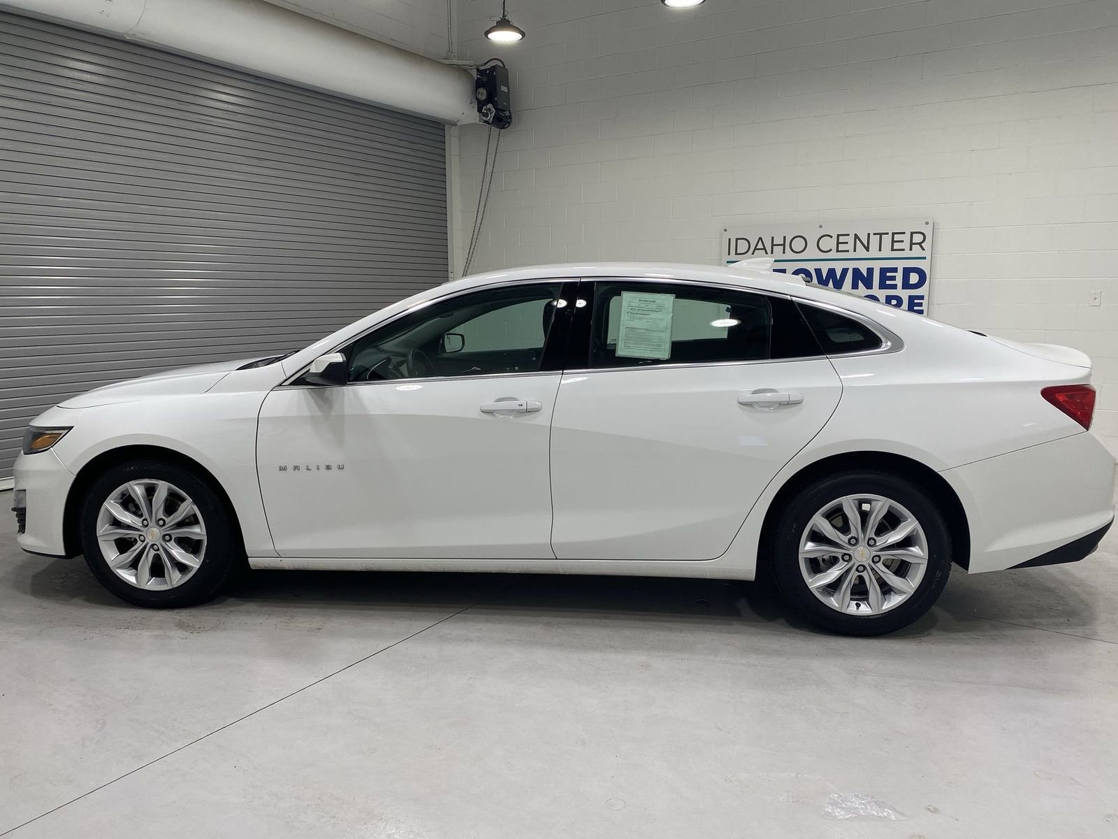 Used 2023 Chevrolet Malibu LT FWD image 5