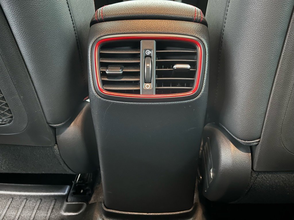 Used 2018 Hyundai Elantra GT Sport image 16