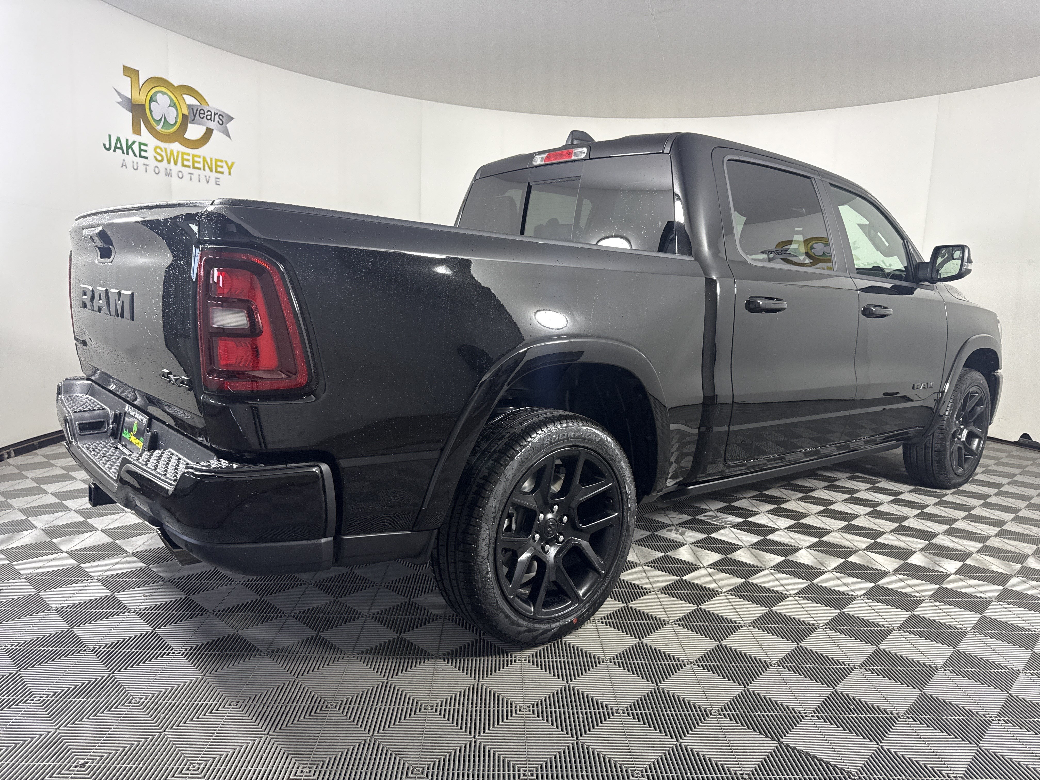 New 2027 RAM 1500 Laramie w/ Night Edition AWD/4WD image 10