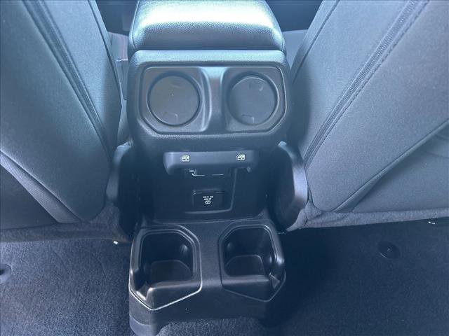 Used 2023 Jeep Gladiator Rubicon w/ LED Lighting Group AWD/4WD image 19