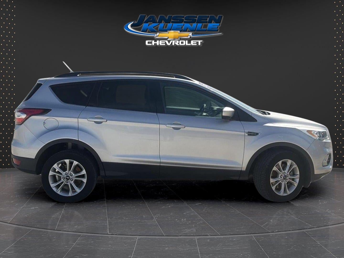 Used 2017 Ford Escape SE w/ SE Leather Comfort Package AWD/4WD image 6