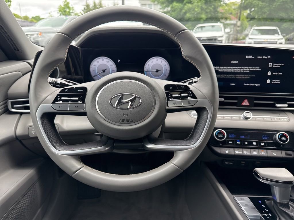 Used 2023 Hyundai Elantra SEL w/ Convenience Package FWD image 22