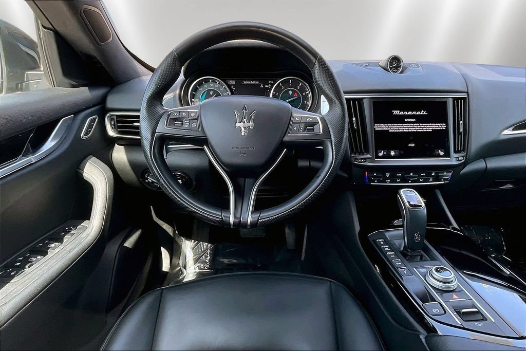 Used 2023 Maserati Levante Modena AWD/4WD image 8