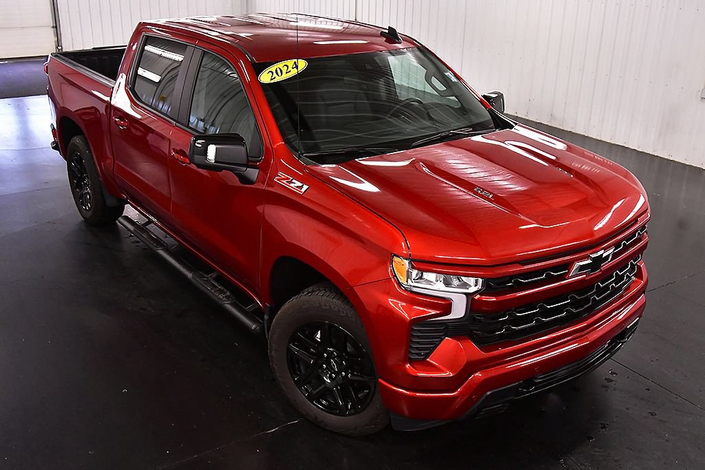 Used 2024 Chevrolet Silverado 1500 RST AWD/4WD image 15