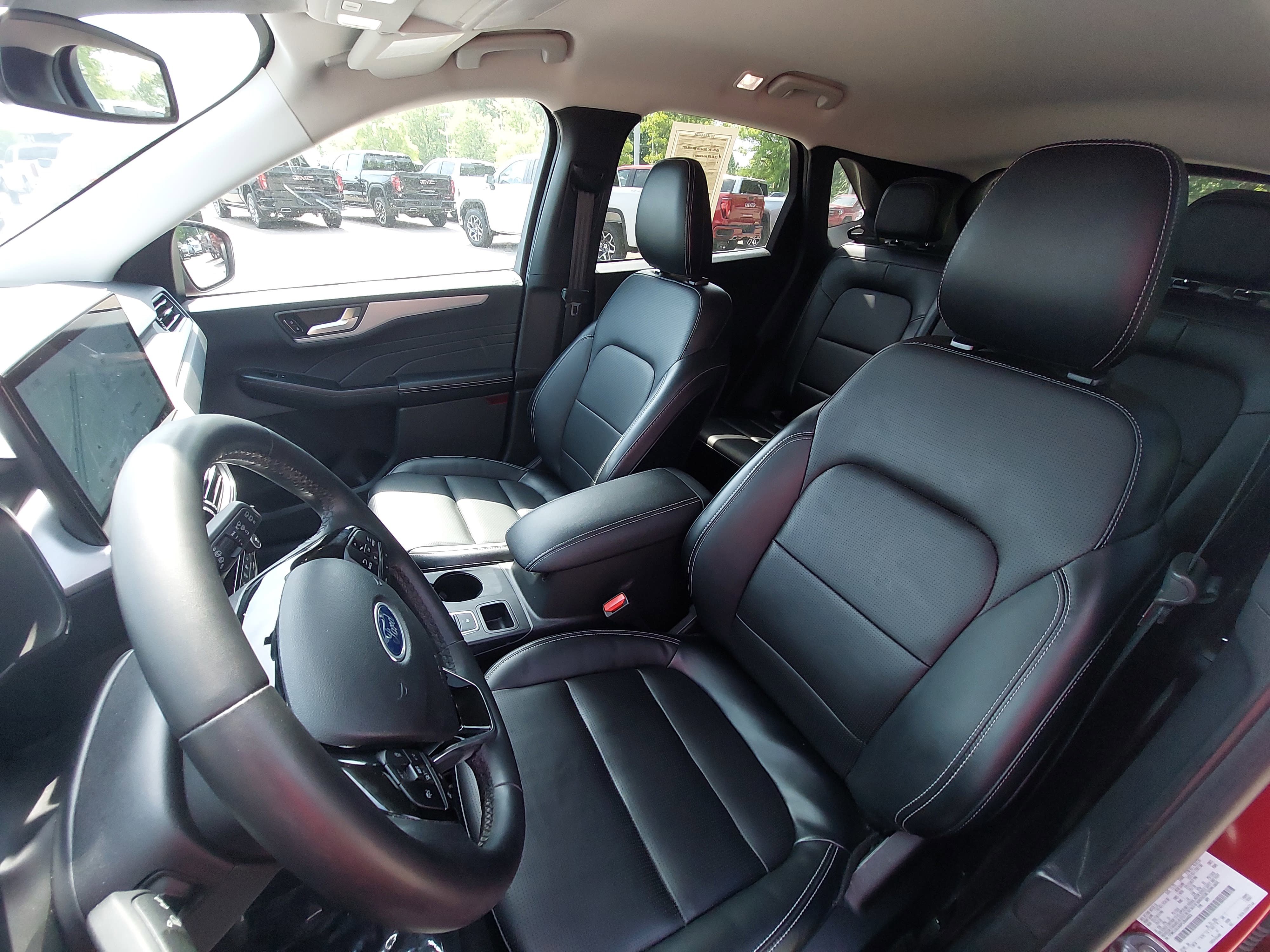 Used 2023 Ford Escape Platinum AWD/4WD image 15